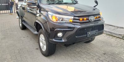 TOYOTA HILUX DOUBLE CAP